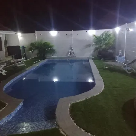 Petite Maison Apartmán Lurdy